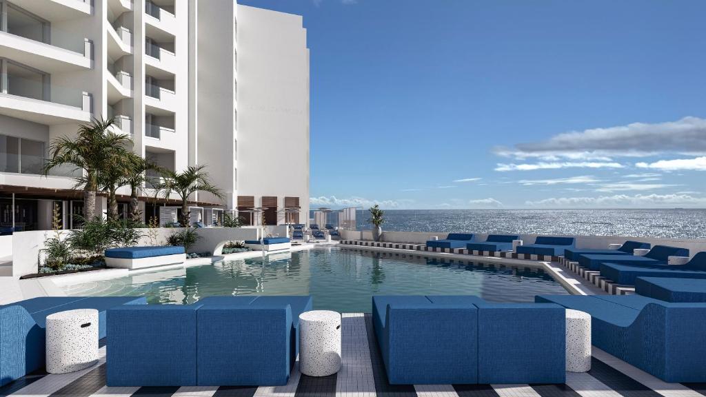 The Salmar Pool